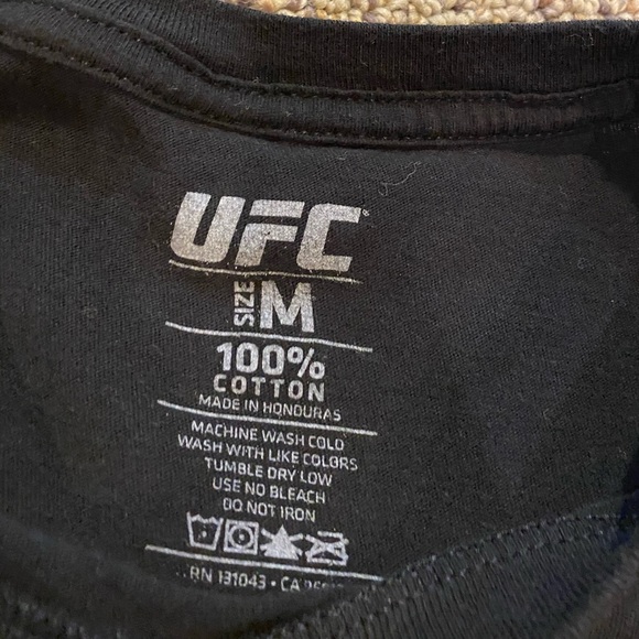 UFC 213 T-shirt - Picture 3 of 3